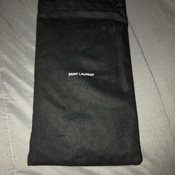 COPY - Saint Laurent hand bag! Only used twice. Great condition! - Picture 1 of 3